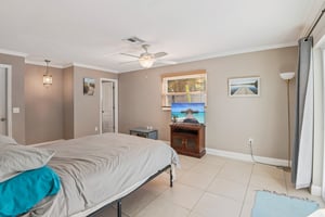 Robin Ave-S0503-029.jpg