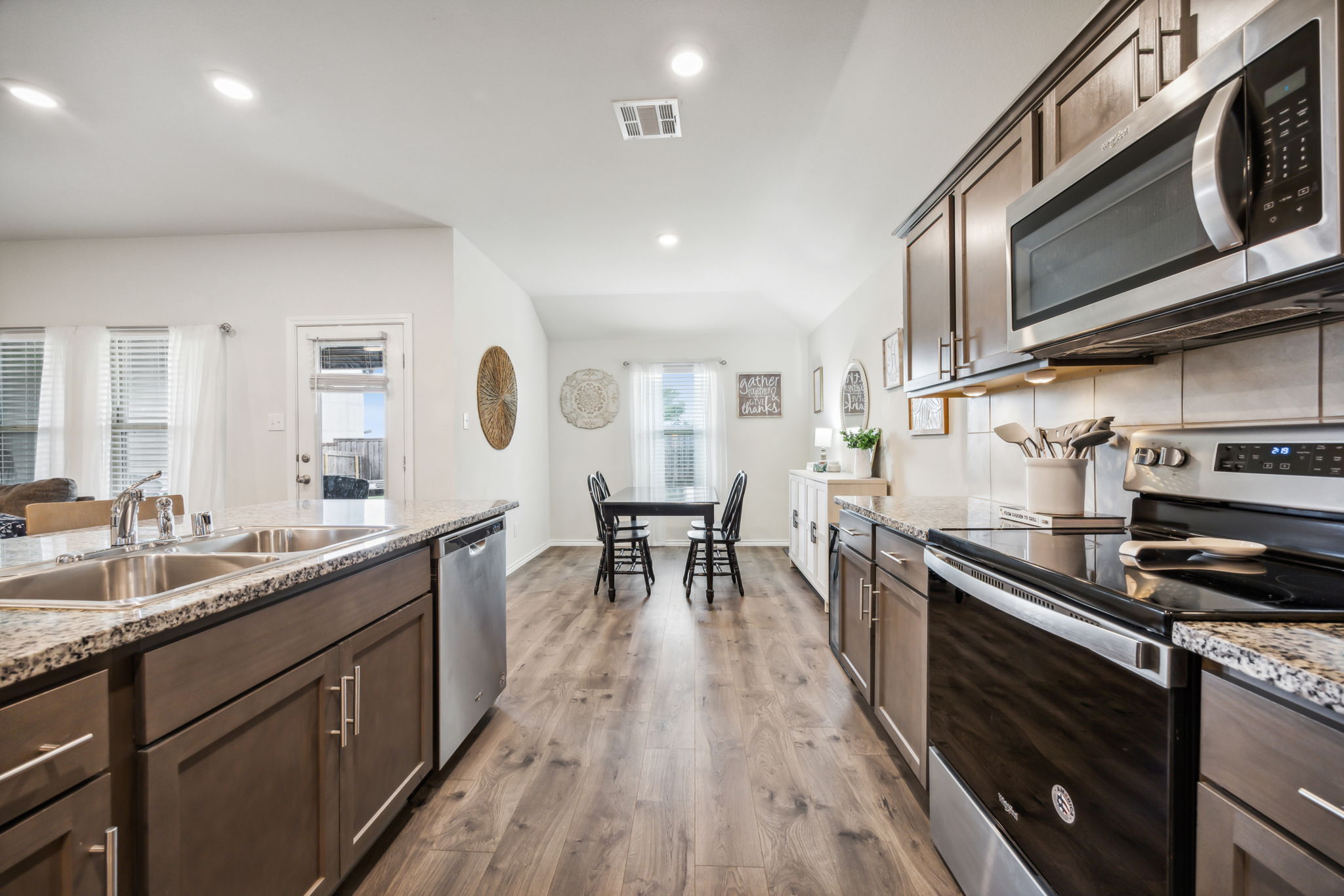 804Rustic_027