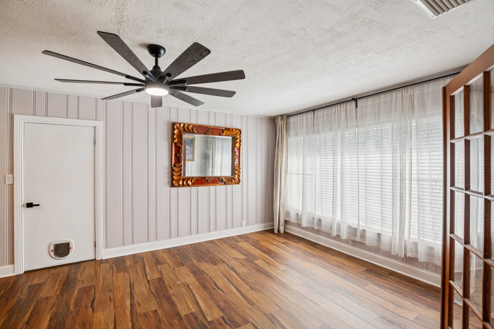 Woodruff Ave-S1704-007.jpg