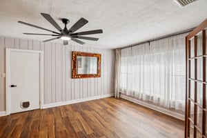 Woodruff Ave-S1704-007.jpg