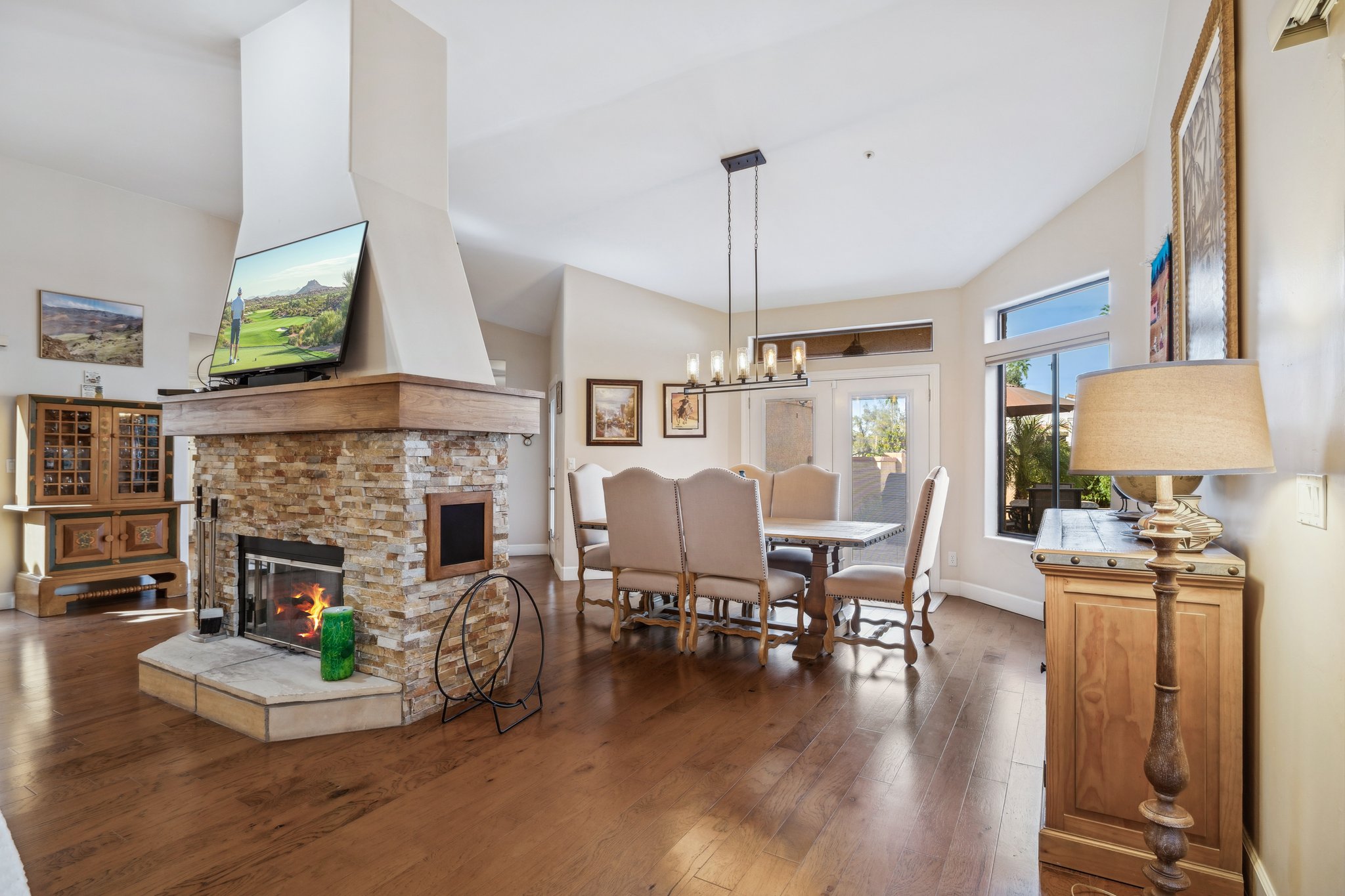 8041 E Del Tornasol Dr - 002.jpg