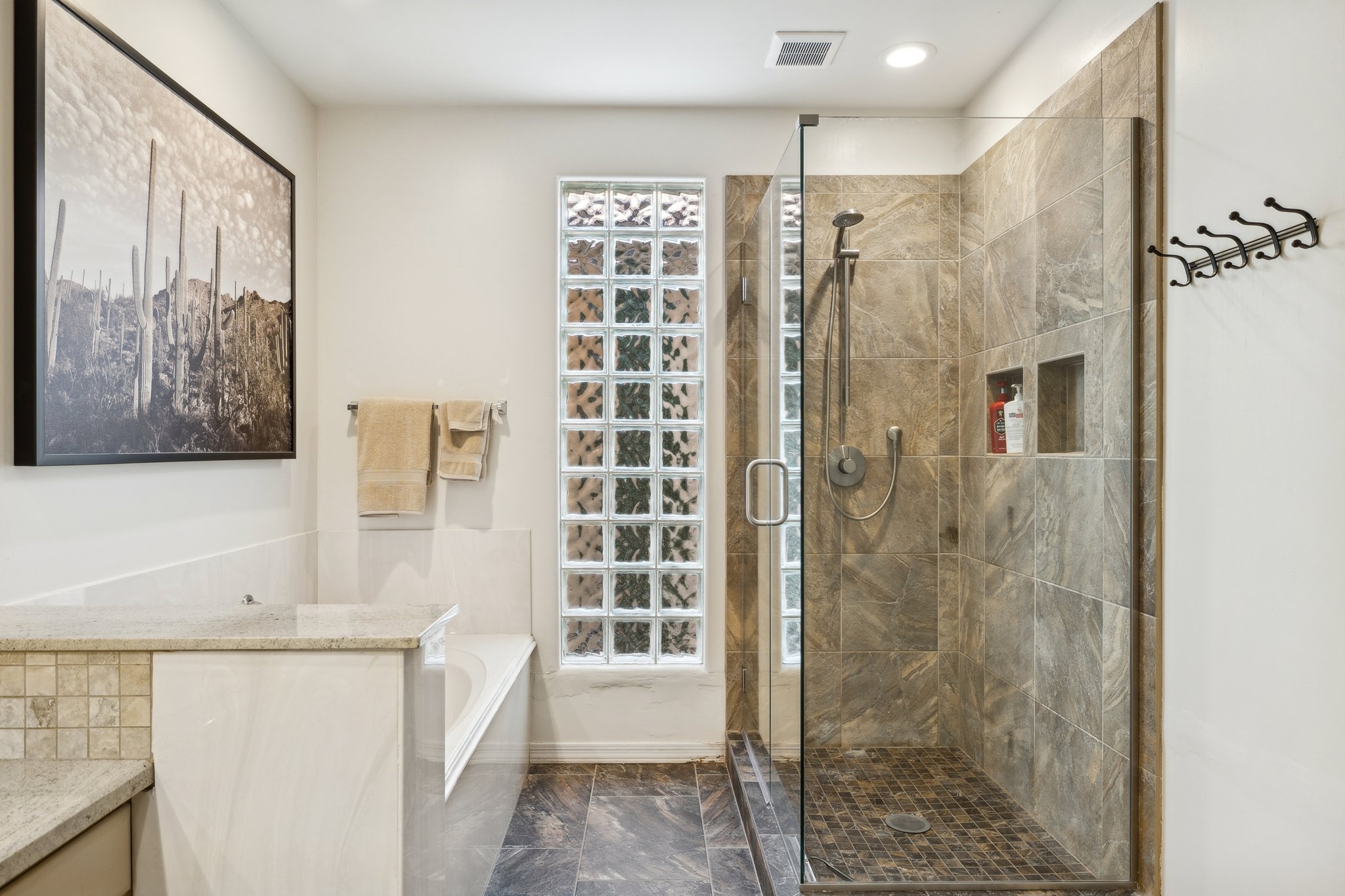 8041 E Del Tornasol Dr - 016.jpg