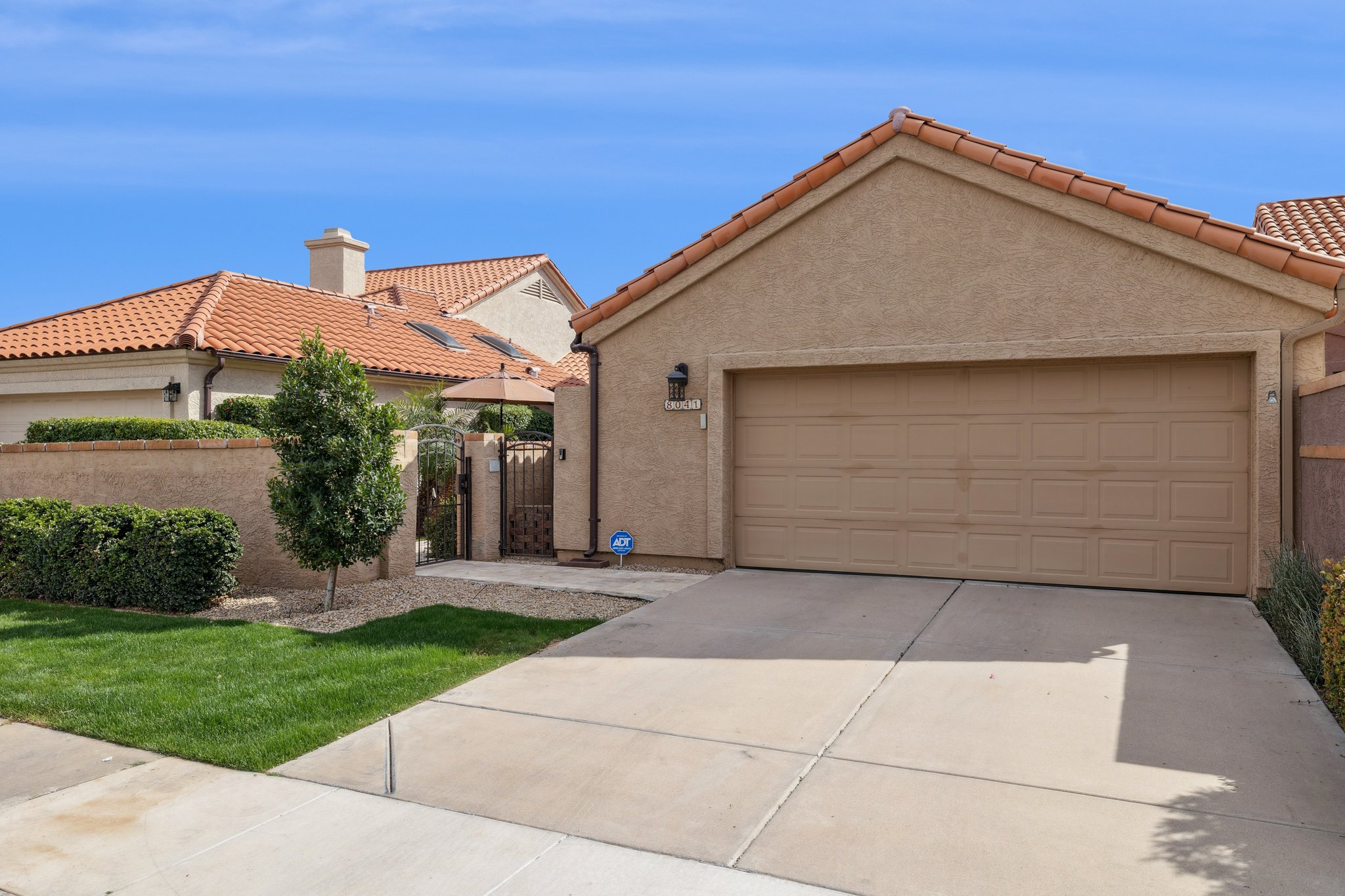 8041 E Del Tornasol Dr - 002 (2).jpg