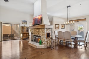 8041 E Del Tornasol Dr - 006.jpg