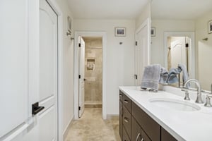 8041 E Del Tornasol Dr - 020.jpg