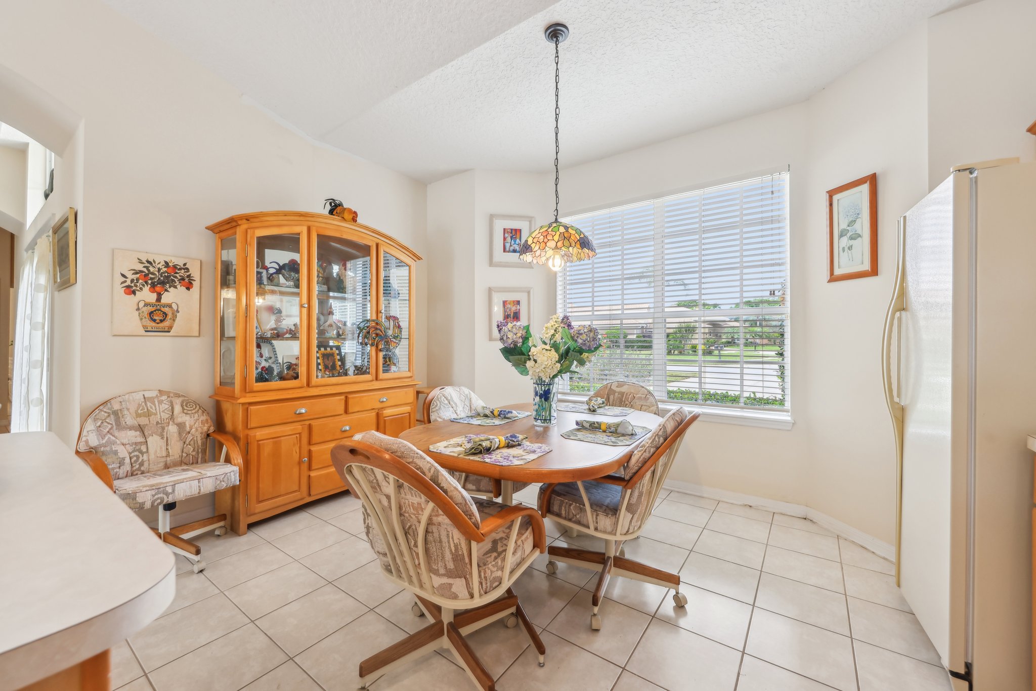 Pine Hollow Dr-1104-020.jpg