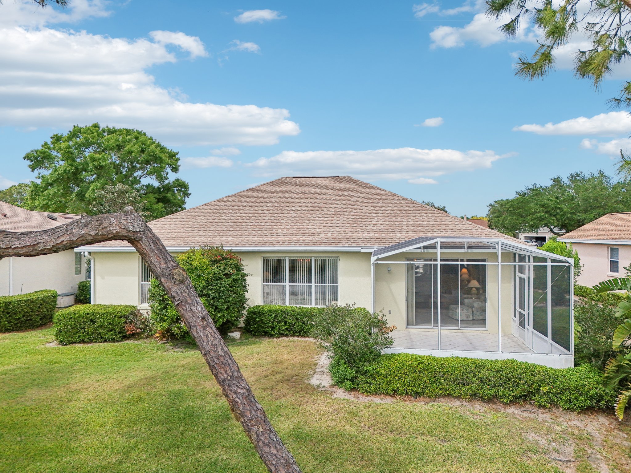 Pine Hollow Dr-1104-084.jpg