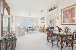 Pine Hollow Dr-1104-016.jpg