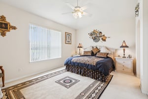 Pine Hollow Dr-1104-029.jpg