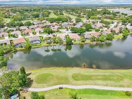Pine Hollow Dr-1104-075.jpg