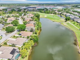Pine Hollow Dr-1104-077.jpg