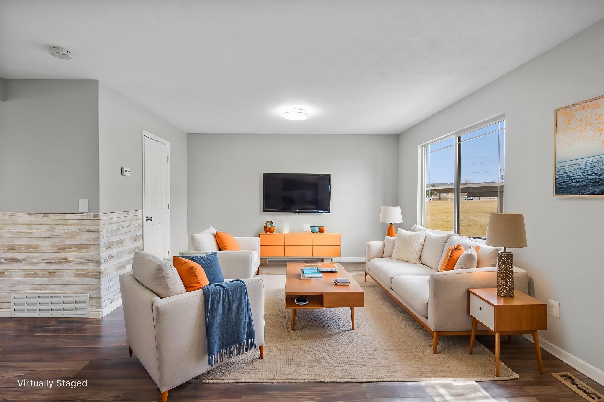 _DSC4397 virtually staged.jpeg