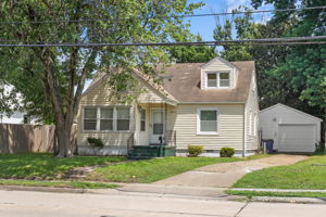  Photo 24