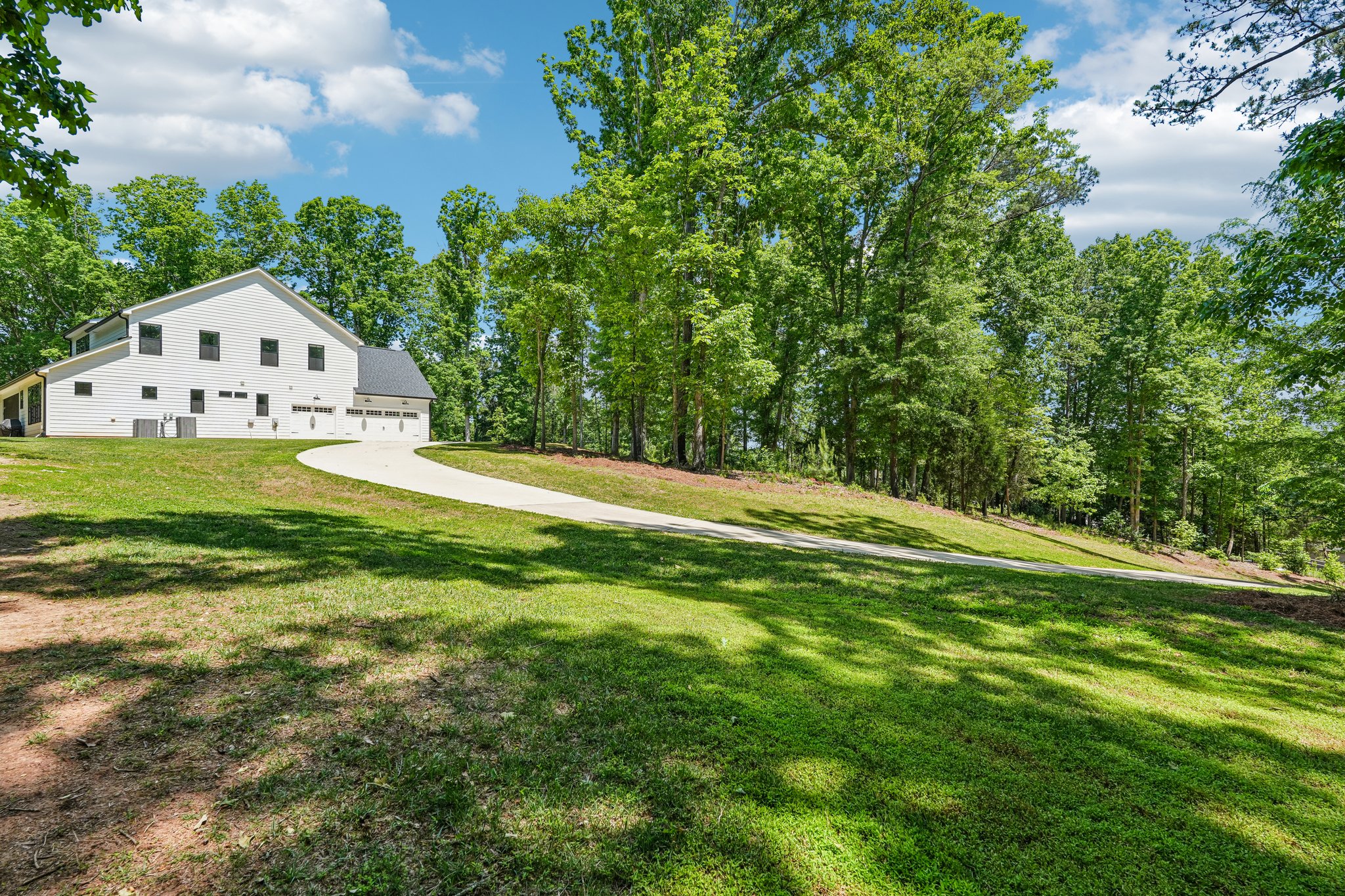 Catawba Cove Dr-S0105-005.jpg