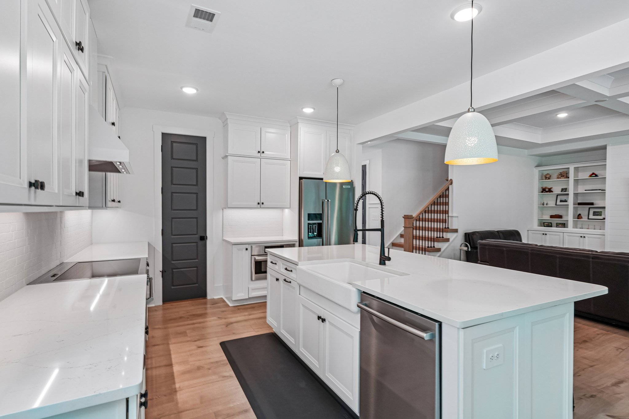 Catawba Cove Dr-S0105-026.jpg