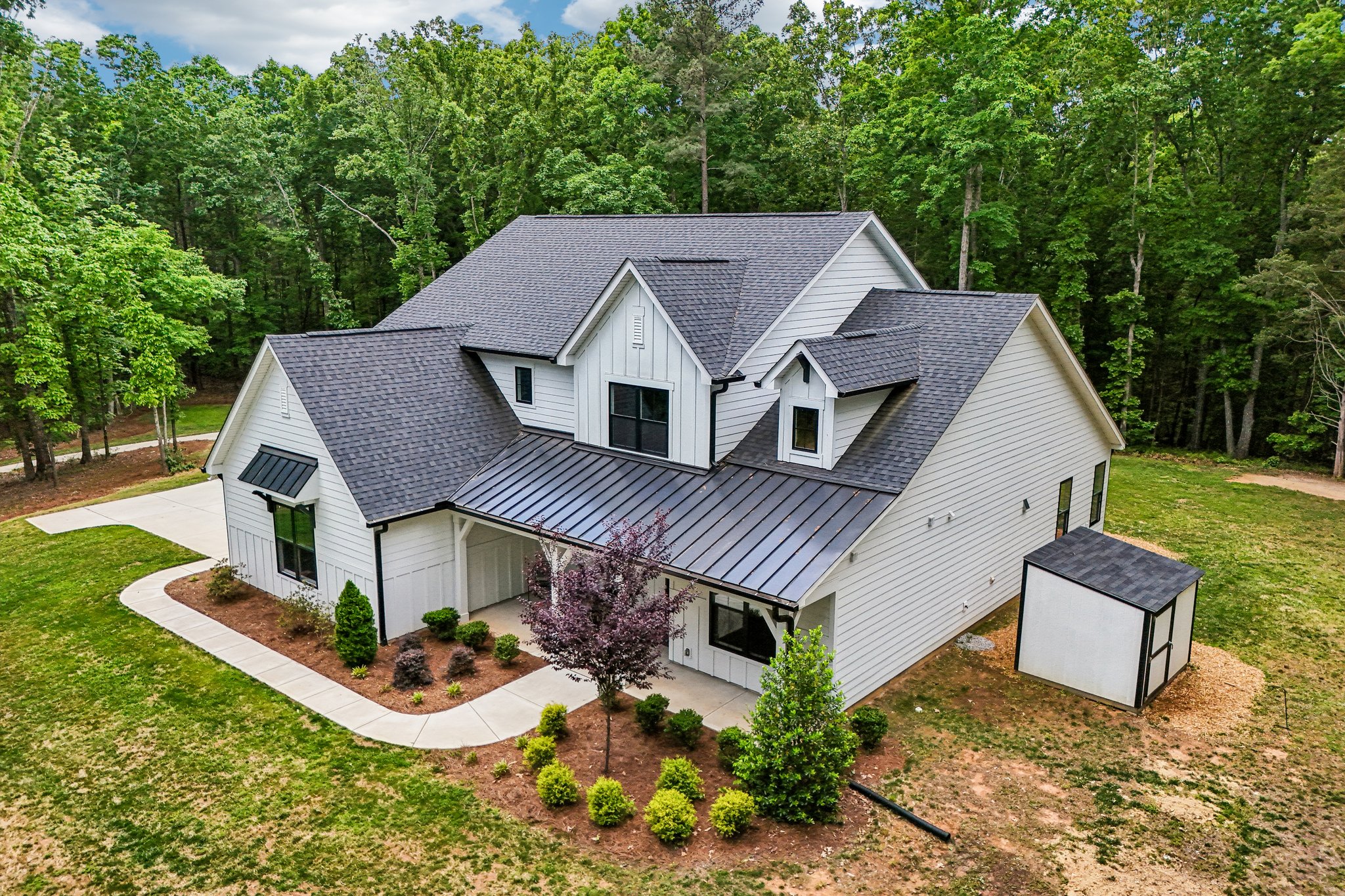 Catawba Cove Dr-S0105-111.jpg