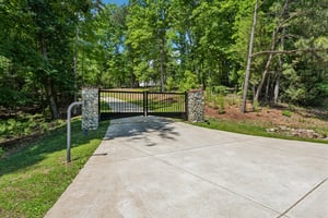 Catawba Cove Dr-S0105-003.jpg