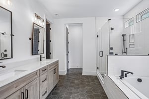 Catawba Cove Dr-S0105-043.jpg