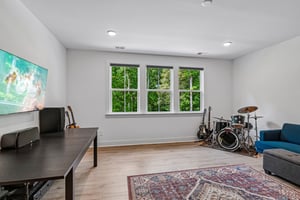Catawba Cove Dr-S0105-057.jpg