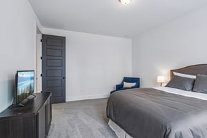 Catawba Cove Dr-S0105-082.jpg