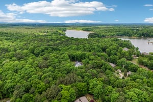 Catawba Cove Dr-S0105-103.jpg