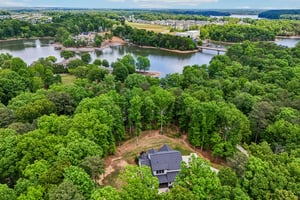 Catawba Cove Dr-S0105-105.jpg