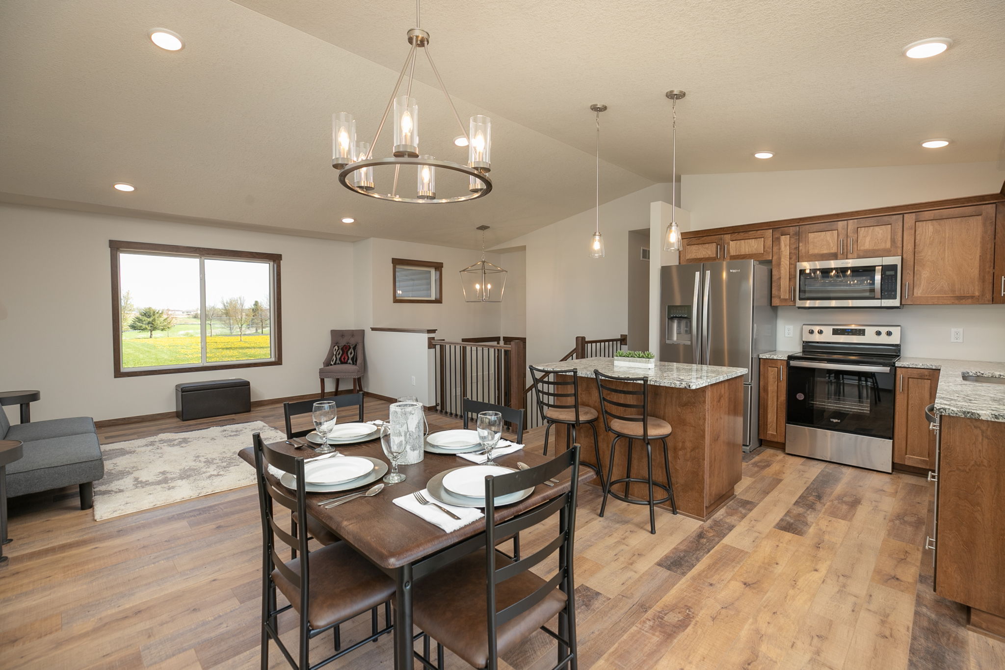 10-Dining Room