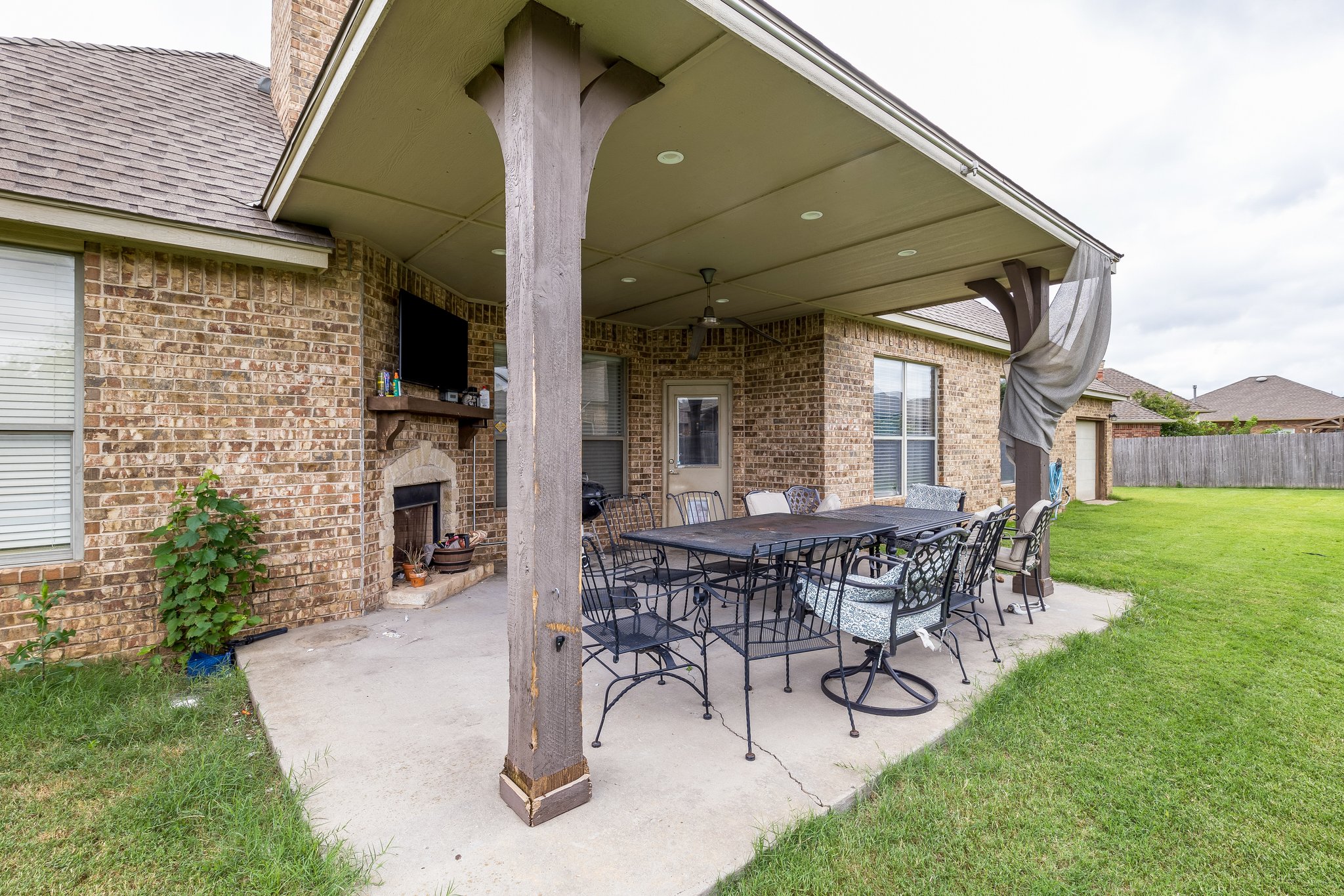 805 Brian Ct_041.jpg