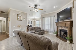 805 Brian Ct_011.jpg