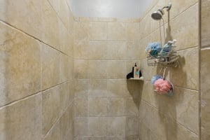 805 Brian Ct_027.jpg