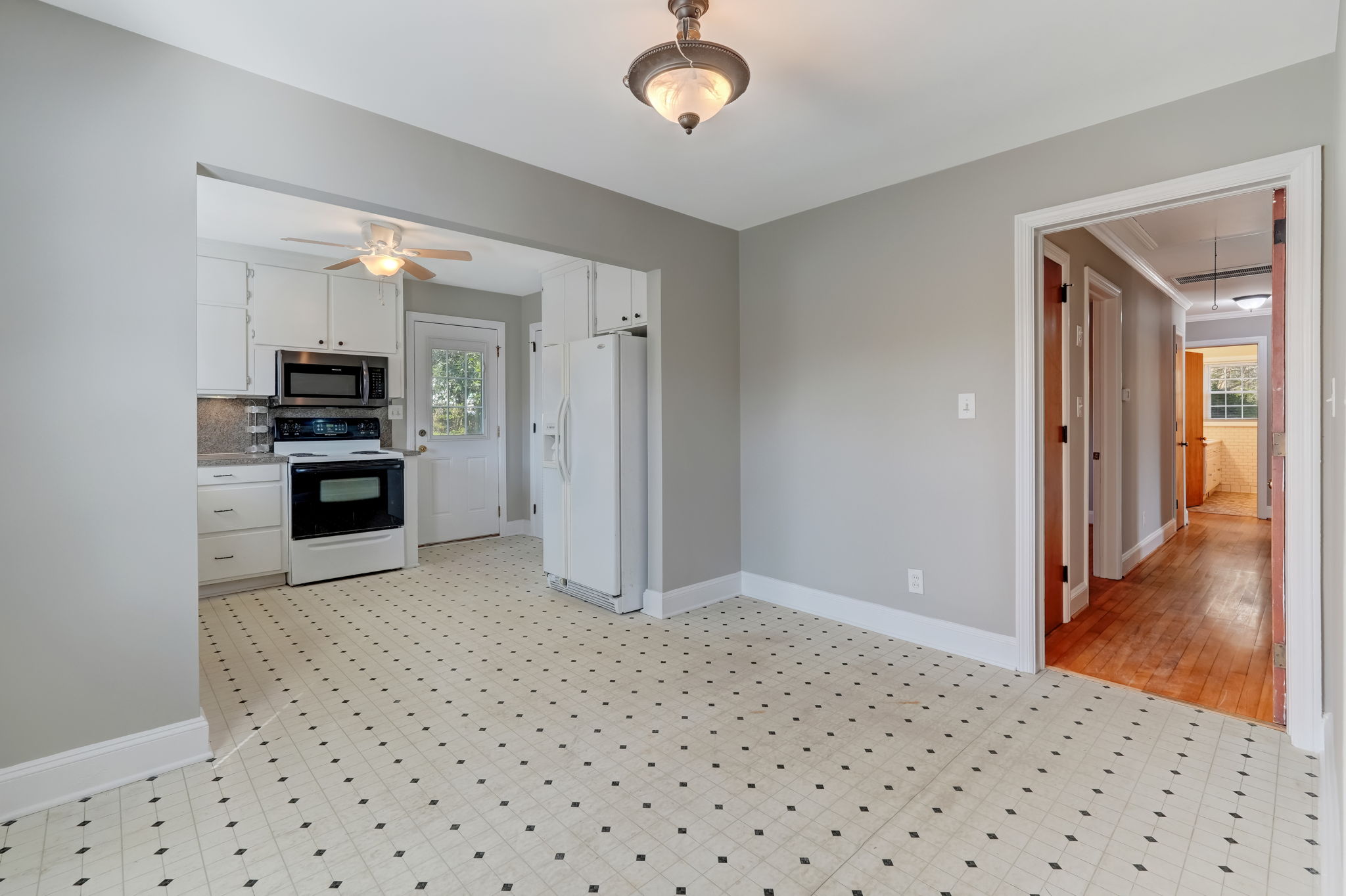 Dining Room - Kitchen