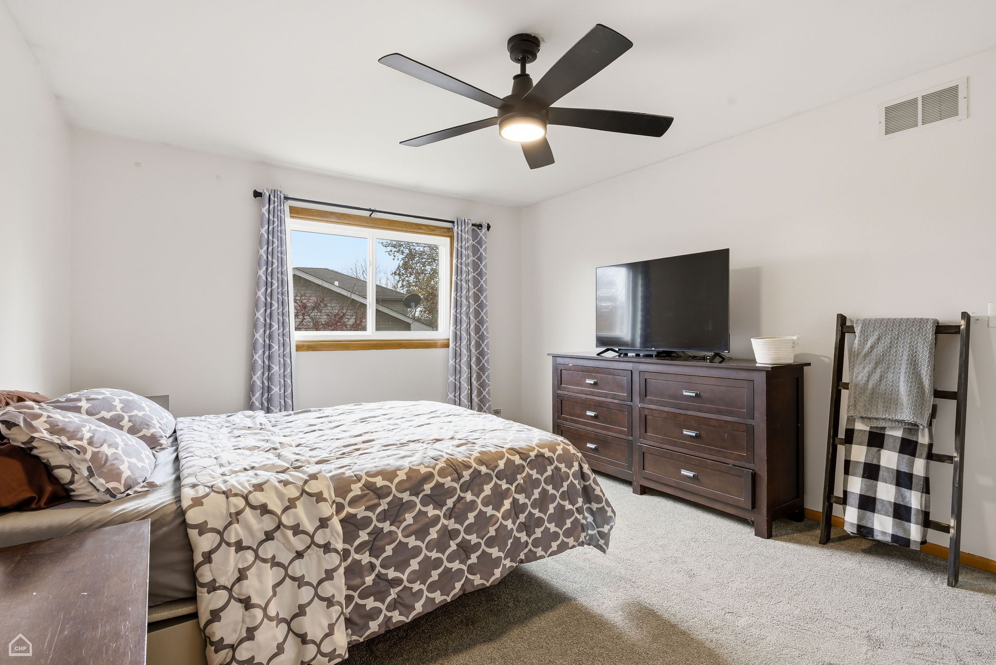 805 Cougar Ln - Kacper Jastrzebski_CHP2025_020