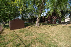  Photo 32