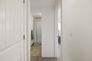  Photo 35