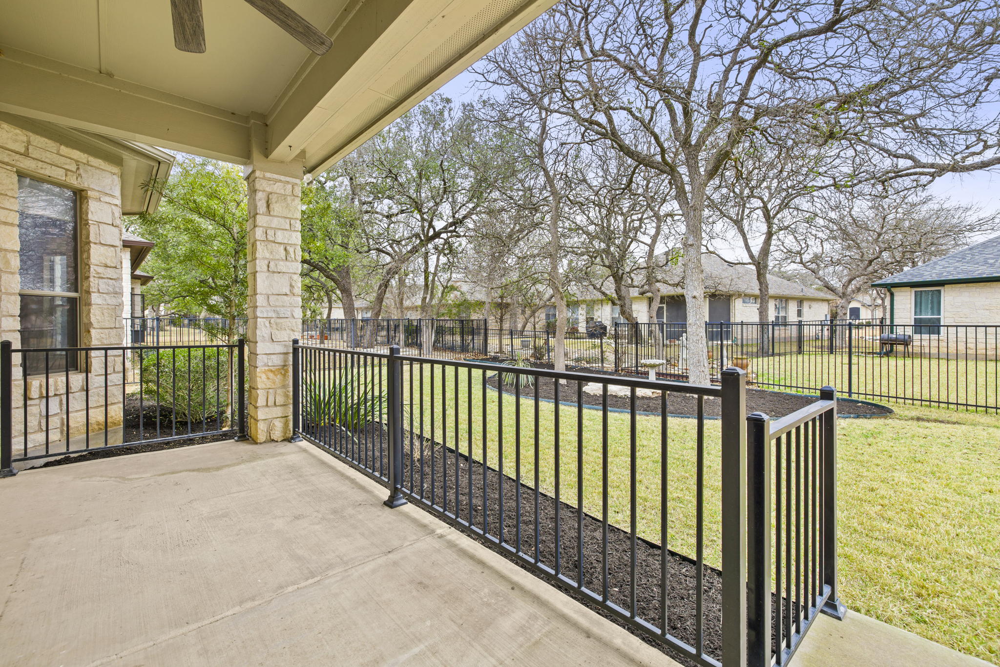 805 Heritage Oaks Bend, Georgetown, TX 78633, USA Photo 27