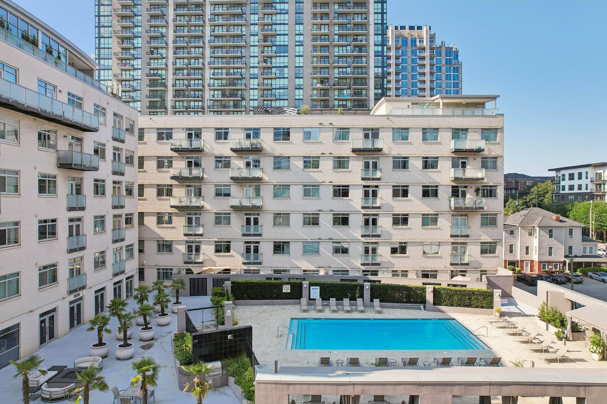 Peachtree St NE unit 501-3107-905.jpg