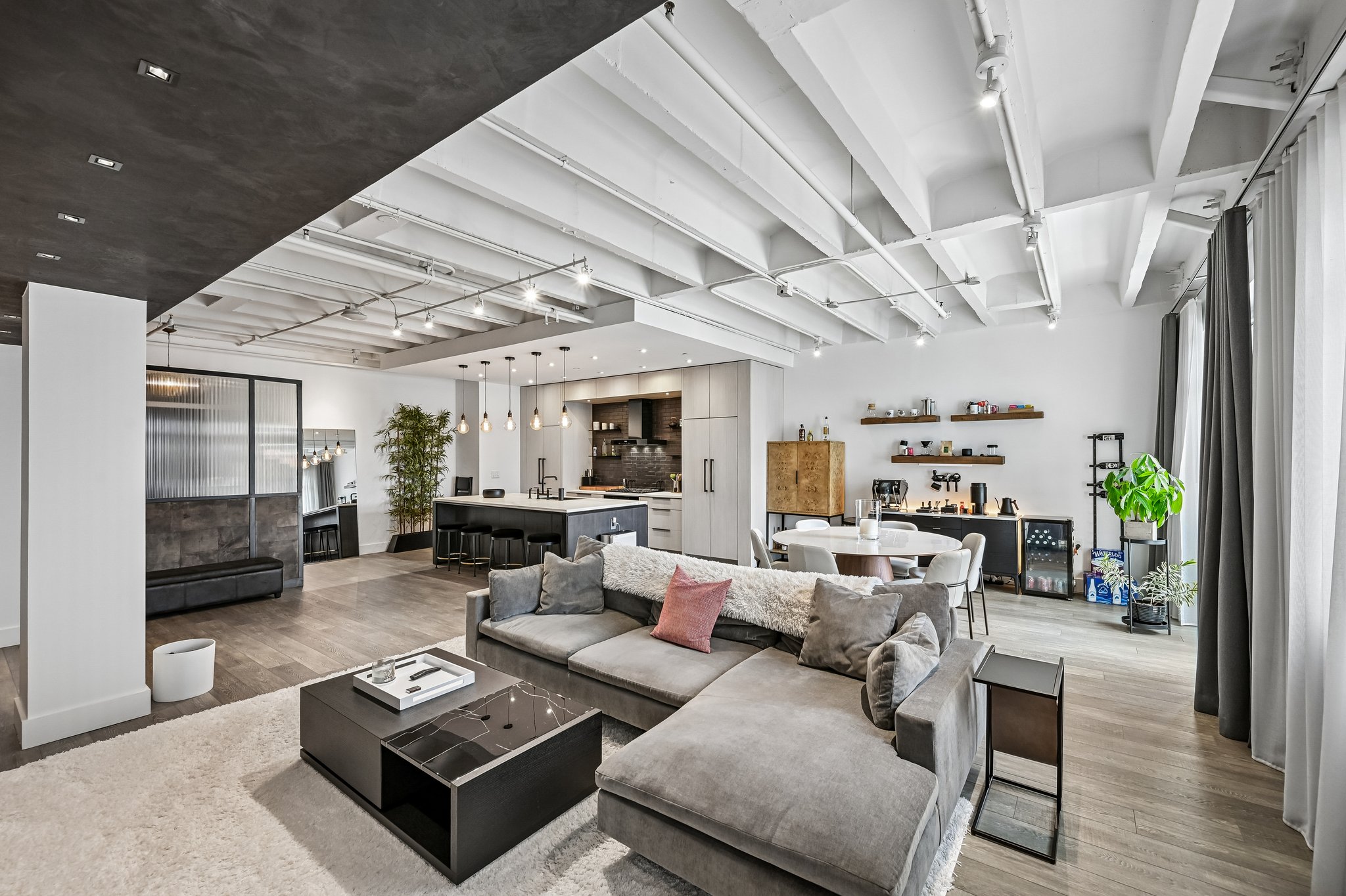 Peachtree St NE unit 501-S3107-005.jpg