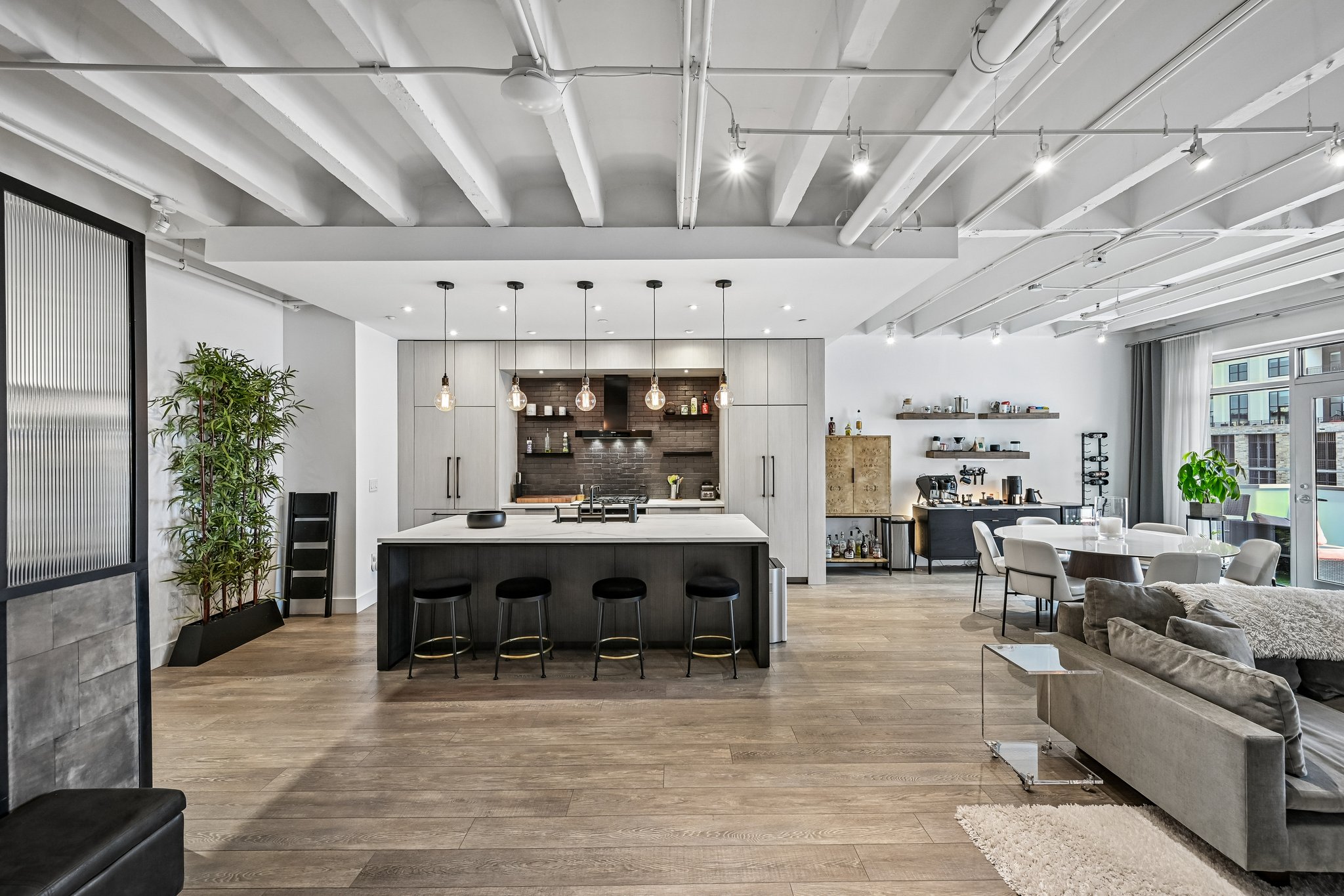 Peachtree St NE unit 501-S3107-011.jpg