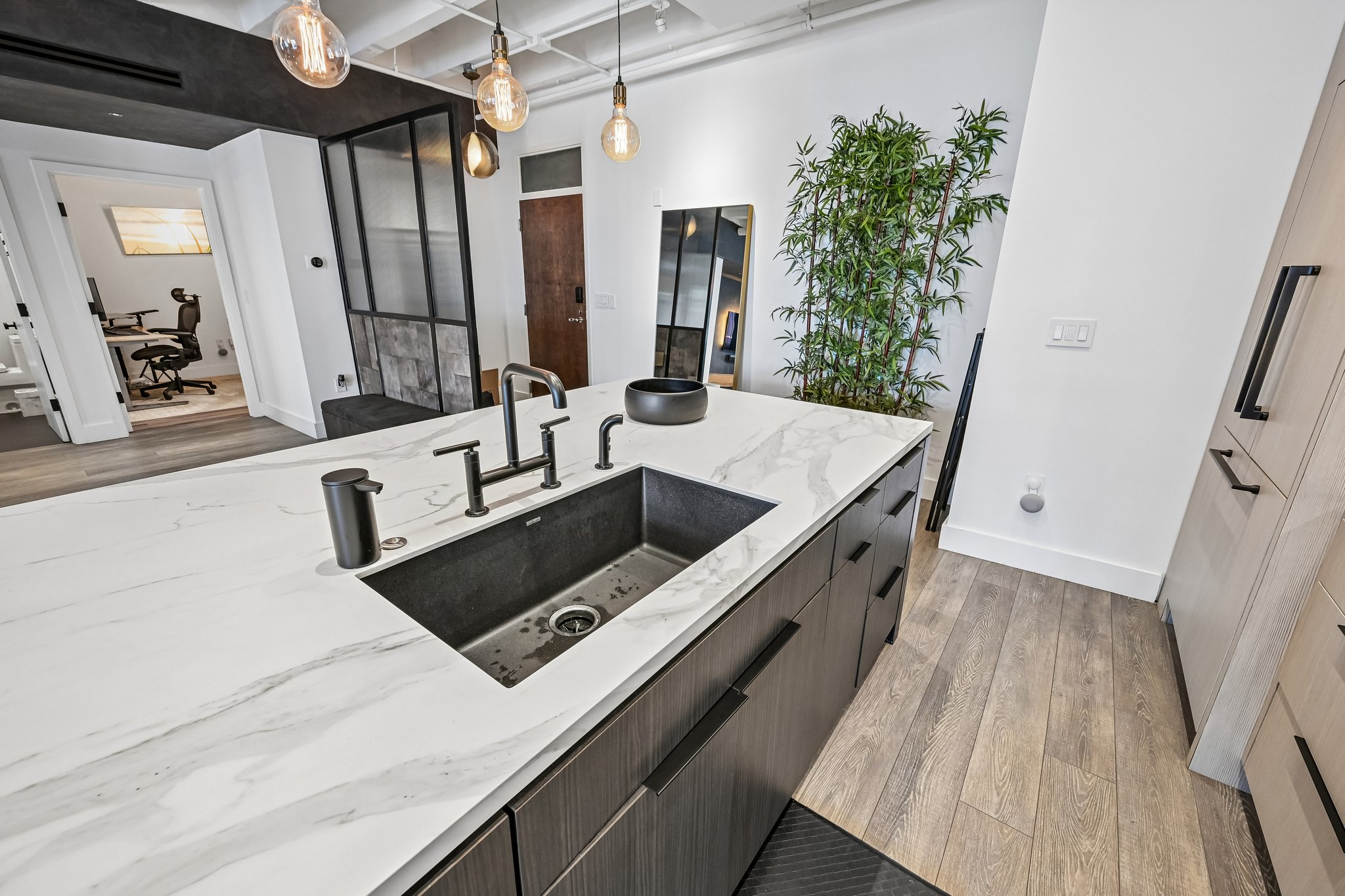 Peachtree St NE unit 501-S3107-018.jpg