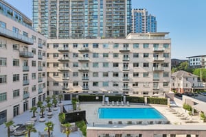 Peachtree St NE unit 501-3107-905.jpg