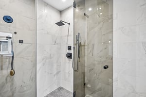 Peachtree St NE unit 501-S3107-033.jpg