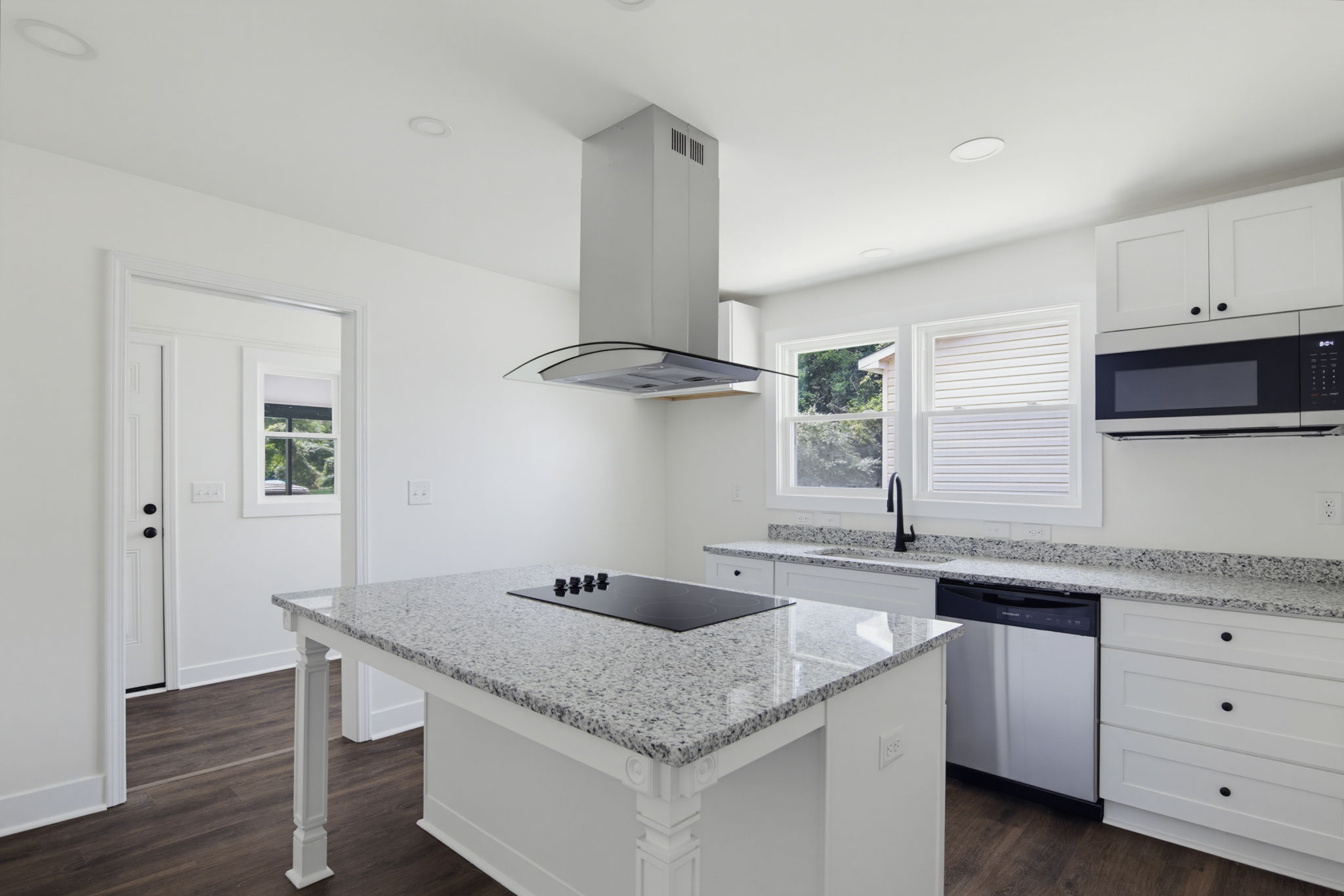 805 W Horah St-9