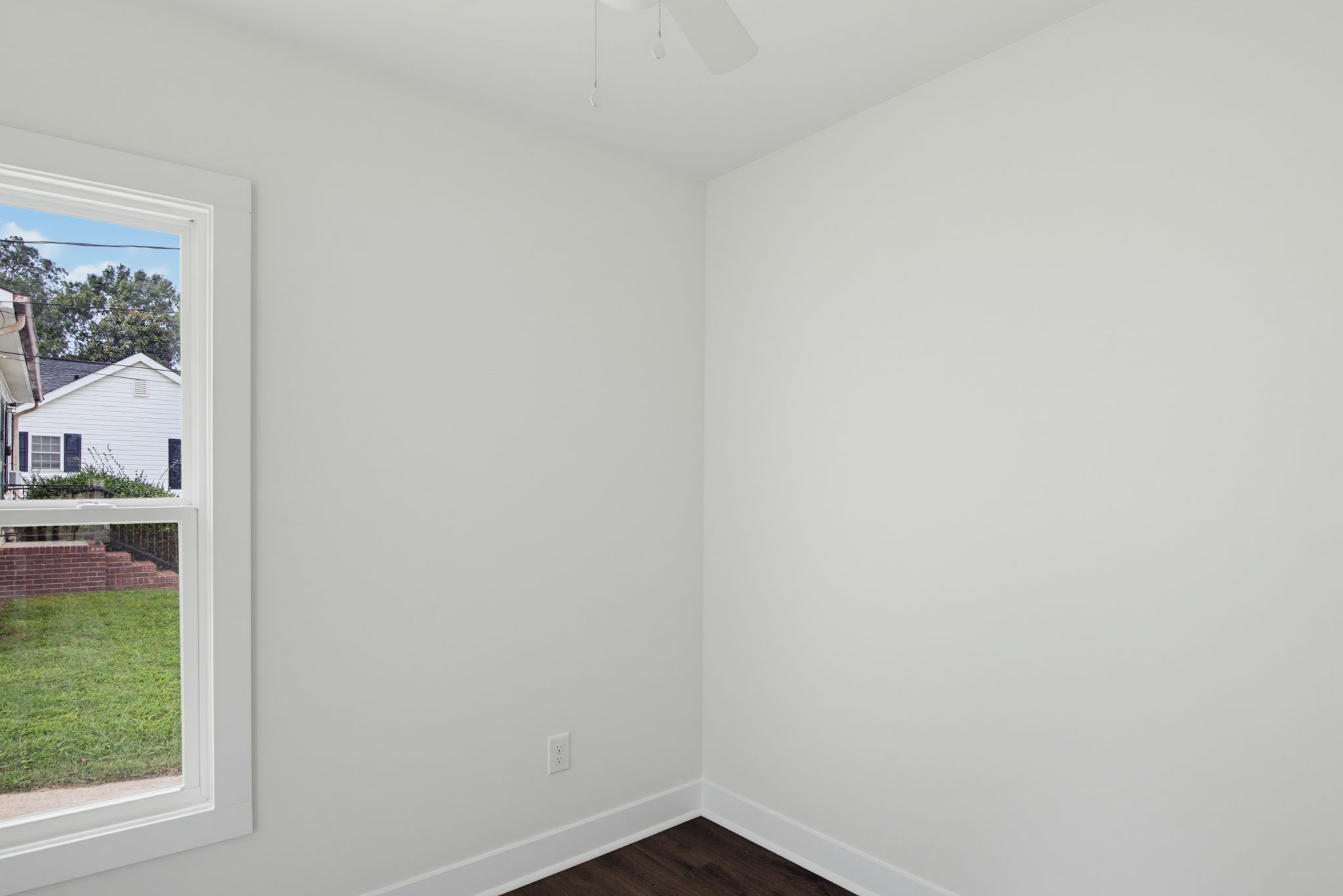 805 W Horah St-20