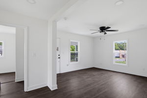 805 W Horah St-14