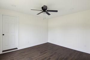 805 W Horah St-15