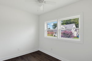 805 W Horah St-18