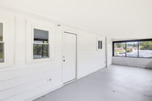 805 W Horah St-25