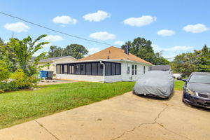 805 W Horah St-28