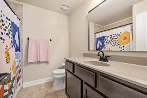  Photo 47