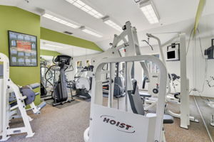  Photo 44